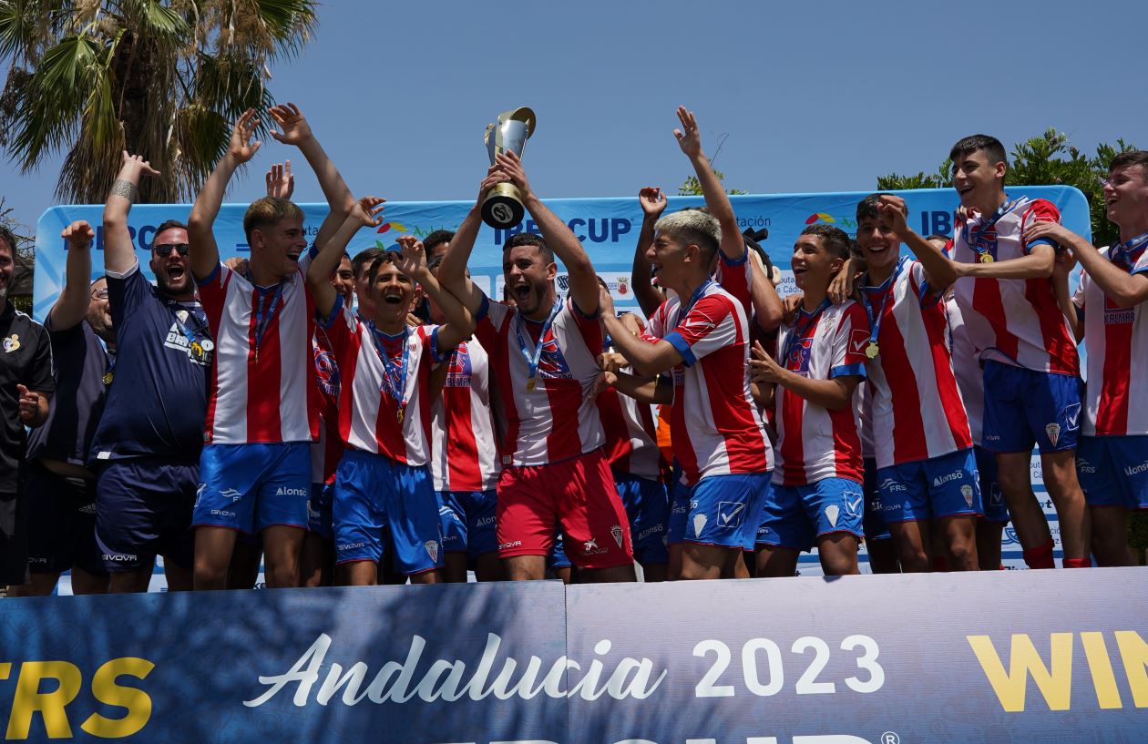 El Cadete A campeón en la IBERCUP Algeciras C F